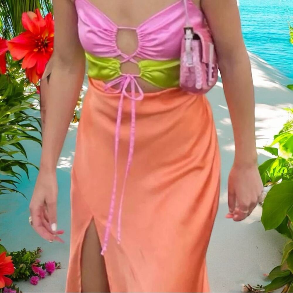Show Me Your Mumu Calloway Cut Out Dress Cantaloupe SMALL Satin Slit $198 NEW - Picture 4 of 6